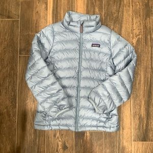 Lightweight puffer jacket. Excellent condition!